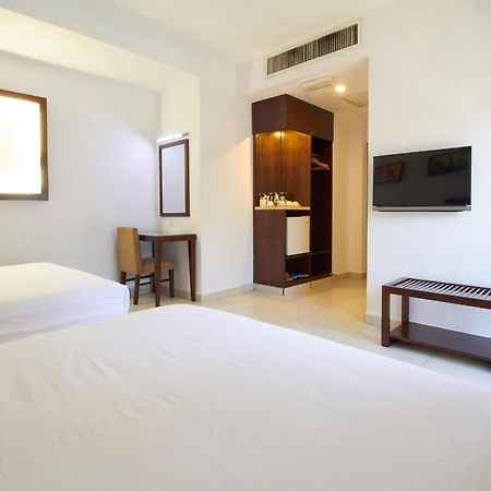 Kepong Hotel Kuala Lumpur Exterior photo